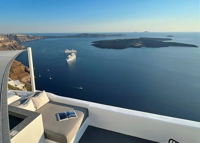 Willa Wesense Santorini By Caldera